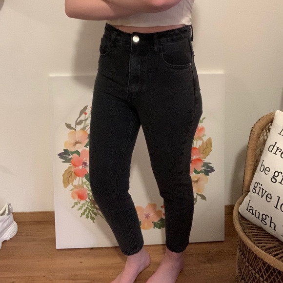 Nasty Gal Black Mom Jeans - Picture 4 of 4